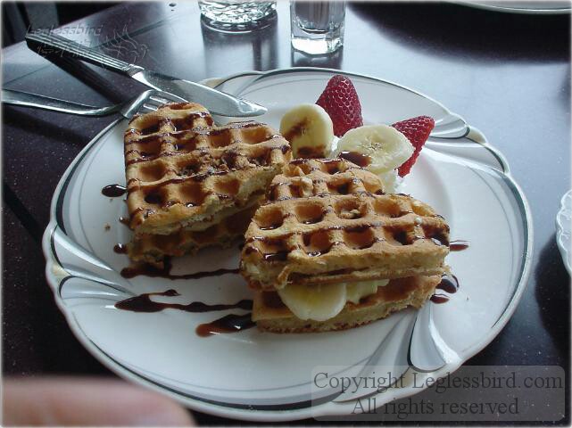 PokkaCafe-Sept2002a