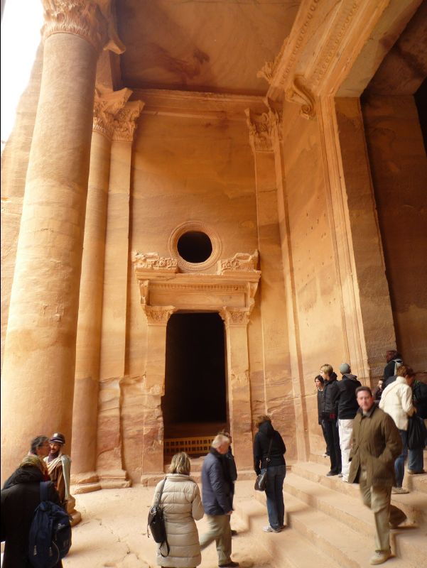 Petra_Treasury33