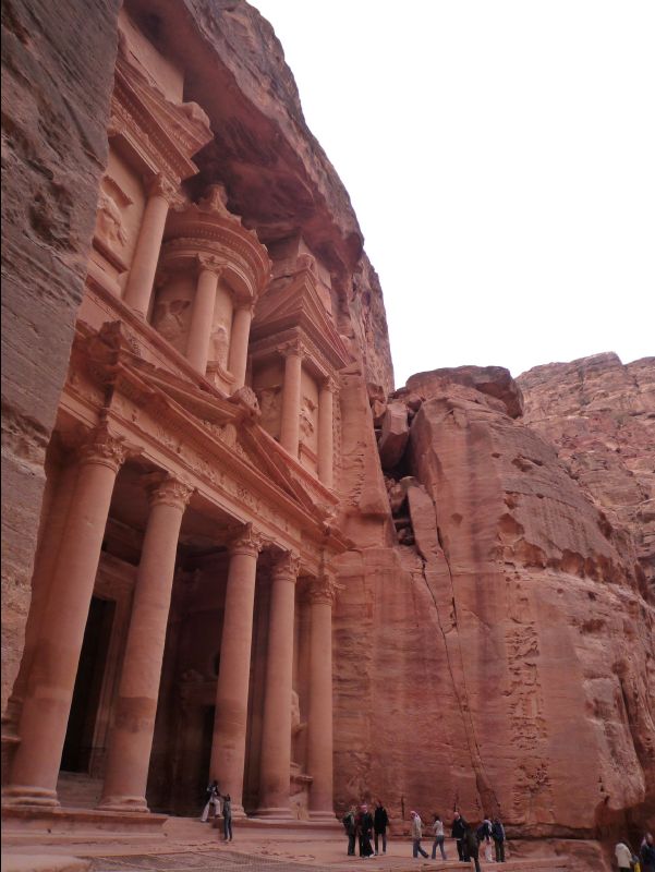 Petra_Treasury37