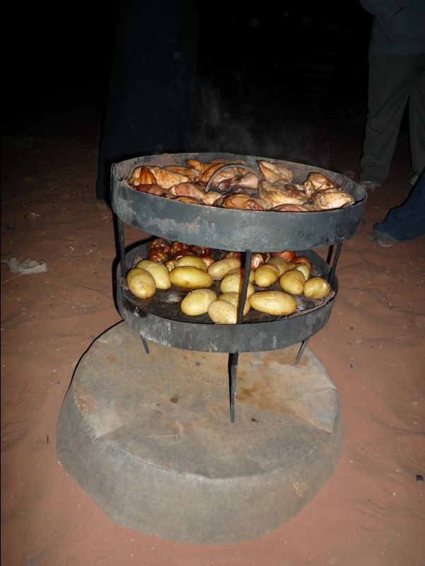 Camp_Dinner06