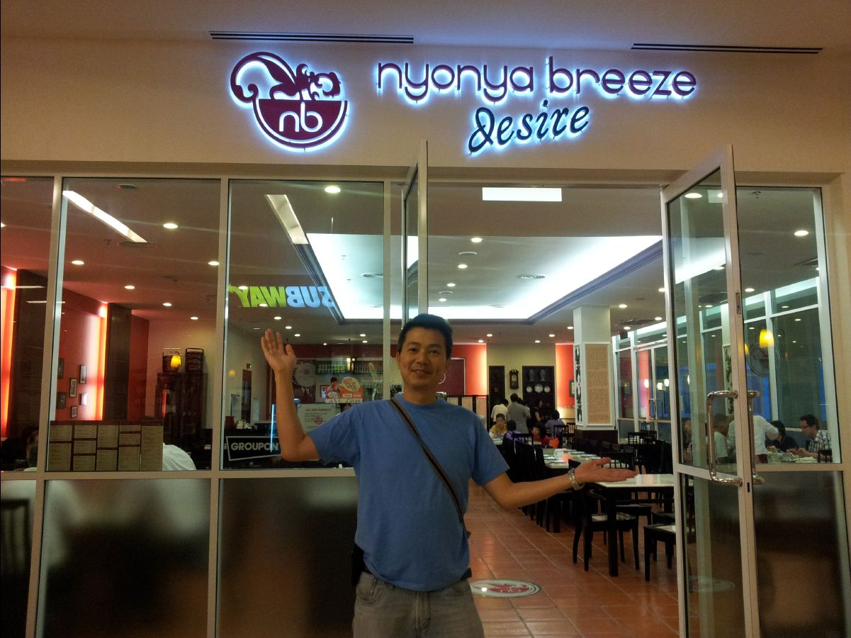 Nyonya-Breeze01