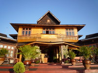 Sky_Lake_Inle_Resort01