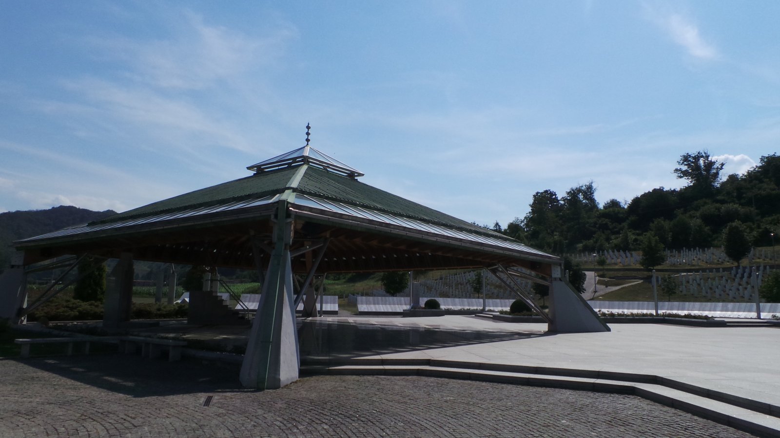 Srebrenica08