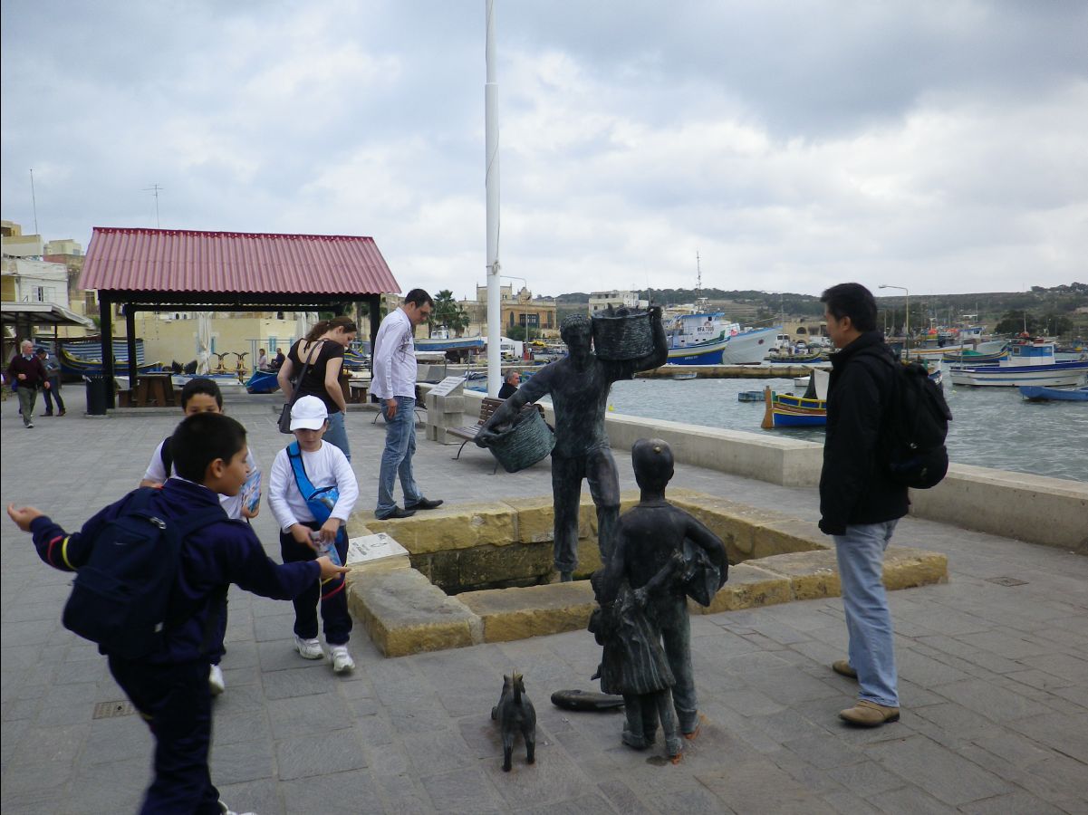 Marsaxlokk-beach10