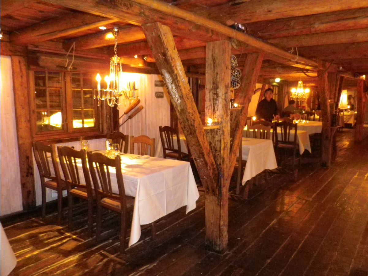 Restaurant01