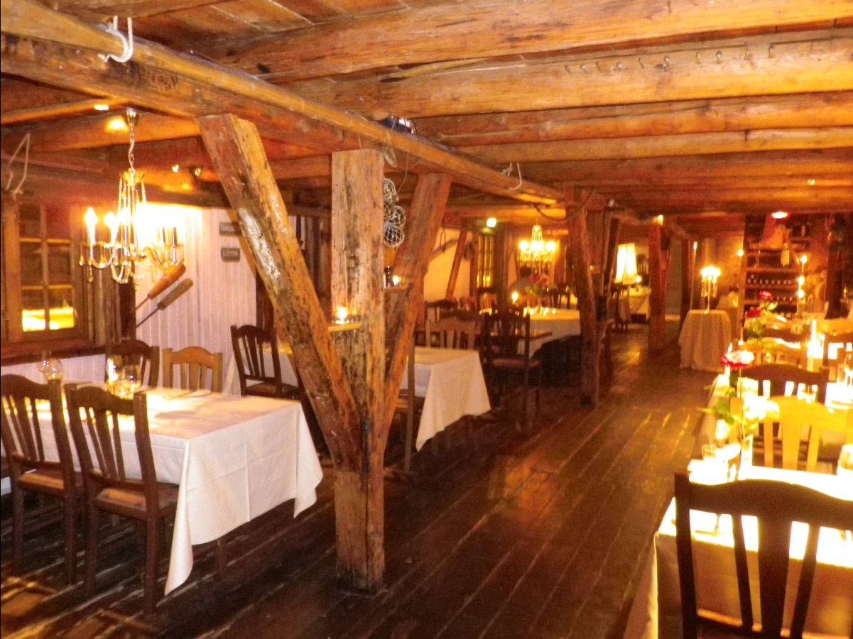 Restaurant03